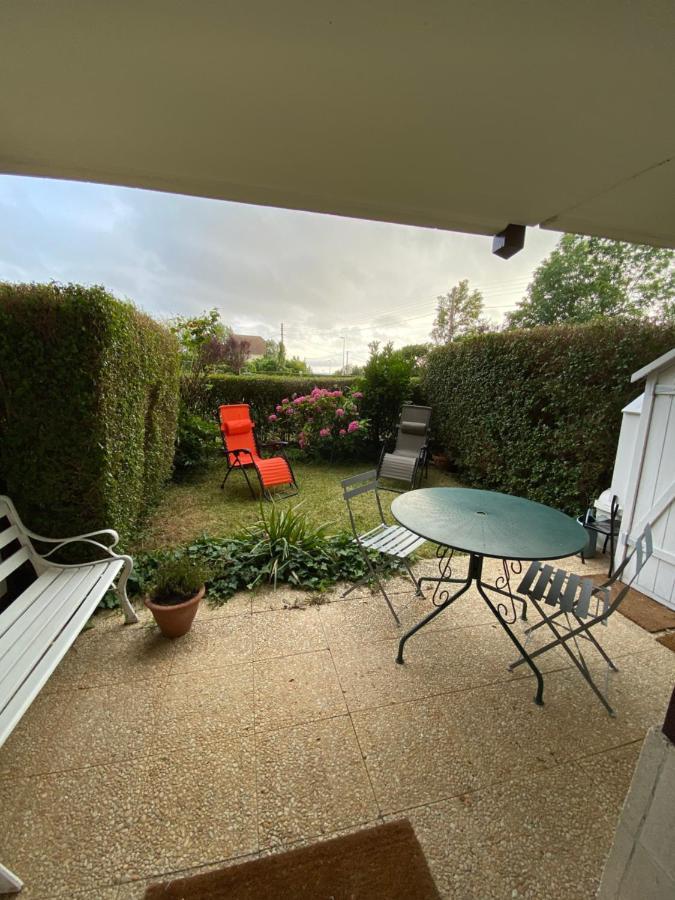 Studio En Rez De Jardin -"Le Petit Nid" A Trouville Exterior photo